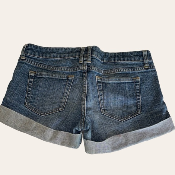 Charlotte Russe Short Shorts Size 6 - Picture 2 of 5